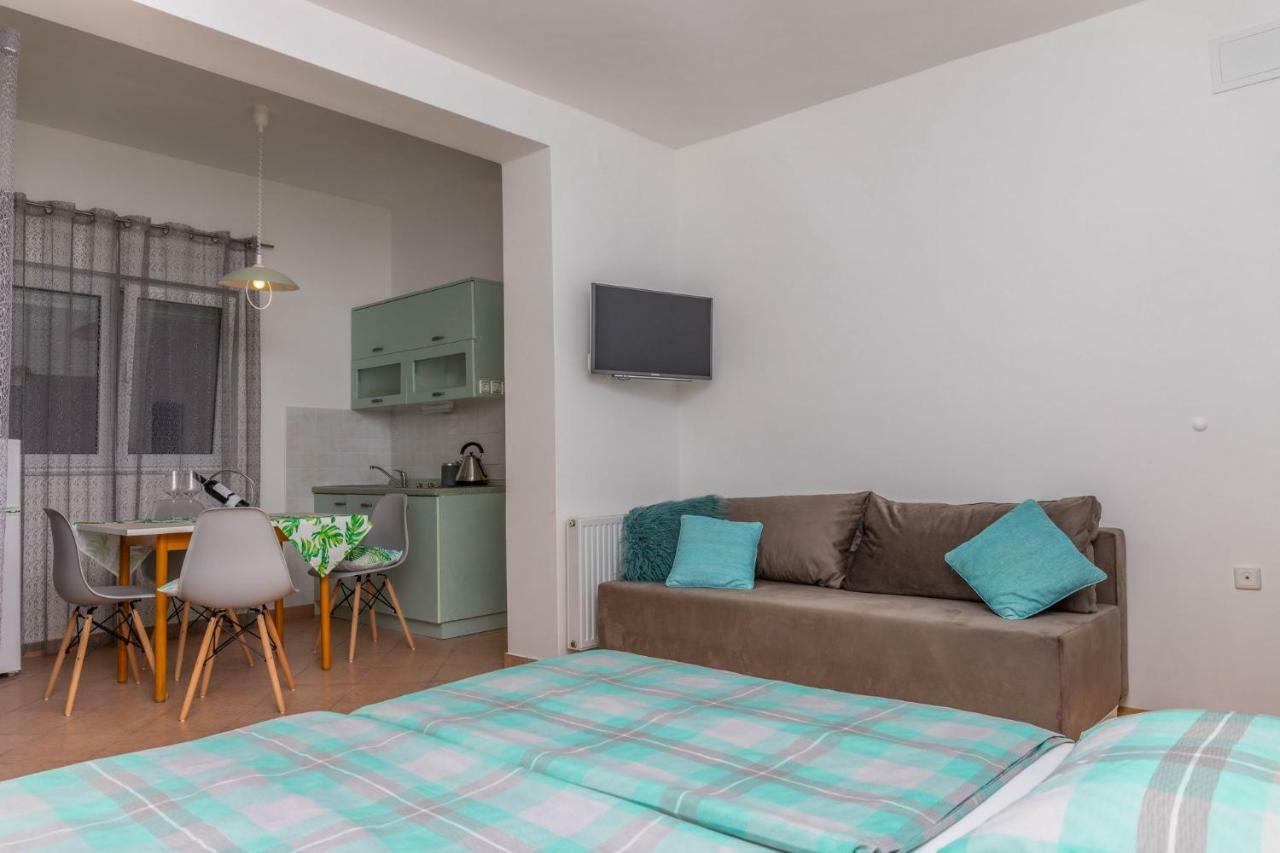 Apartments Zorica Dramalj Eksteriør billede