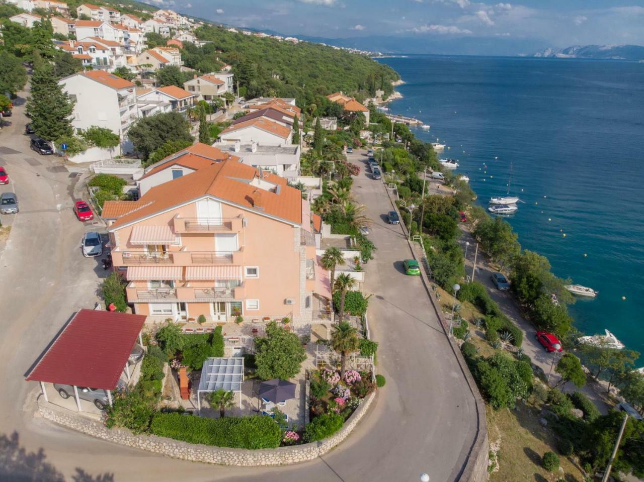 Apartments Zorica Dramalj Eksteriør billede